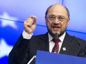 Шулцов позив Ципрасу да се "вербално разоружа"