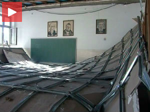 Пао плафон у школи у Вучју