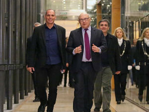 Француска подршка Грчкој за преговоре о дугу