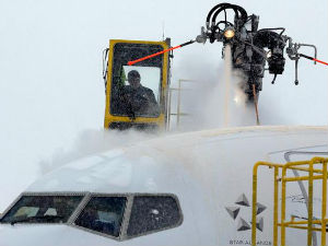 Због мећаве отказано 2.000 летова