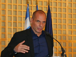 Варуфакис: Државна добра се не продају за ситнину