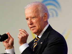 Бајден: Нема војног решења кризе у Украјини