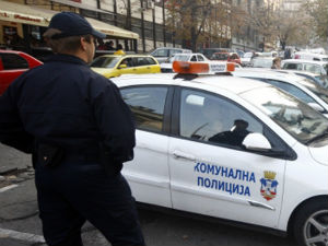 Напад на комуналне полицајце на Бановом брду