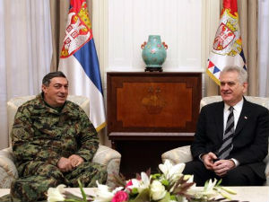 Николић одликовао Диковића