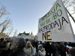 Протест против приватизације у Љубљани
