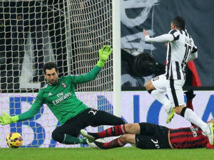 Јувентусу дерби против Милана, славио и Торино
