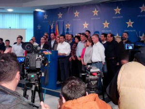 Заев: Власт прислушкивала 20.000 људи