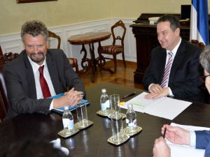 Дачић и Ерлер о украјинској кризи