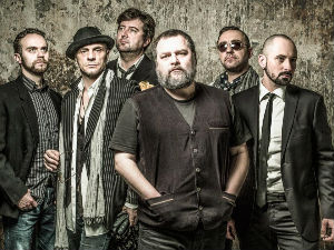 Концерт Николе Пејаковића и „Гробовласника“