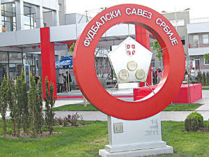 Крај прелазног рока, пола Суперлиге под забраном