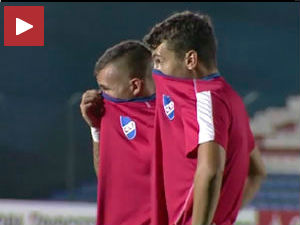 Мистерија у Уругвају: Одакле сузавац на терену?