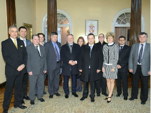 Министар Дачић разговарао са представницима Срба у Будимпешти