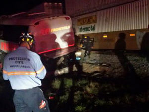 Судар воза и аутобуса у Мексику, 16 мртвих 