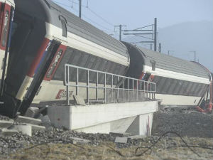 Судар возова у Швајцарској, повређено 49 људи