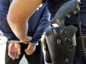 Притвор због помагања терористима