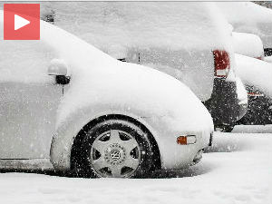 Руски „рецепт“ за чишћење снега са кола