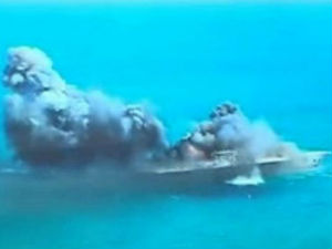 Маневри код Ормуза, Иранци потопили макету носача авиона