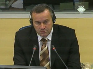 Крчмар: Власти БиХ подижу број муслиманских жртава