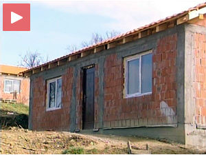 Нове куће за ромске породице 