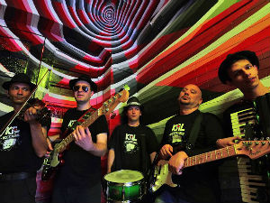 „Кал“ у „Миксер хаусу“ 7. априла