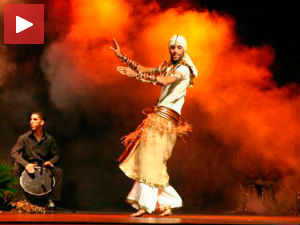 Трбушни плесачи поново у тренду