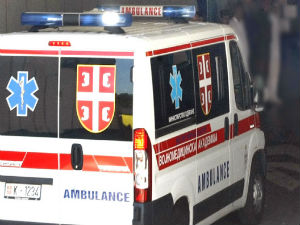 Троје повређеo у судару код Краљева