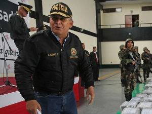 Перу, oптужница против генерала за убиство новинара