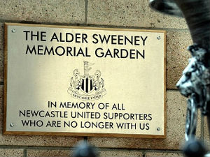 Црно-беле пруге му дошле главе