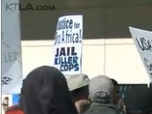 САД, протест због убиства бескућника