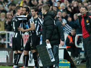 Дирљив повратак Јонаса Гутијереса, Гомис колабирао