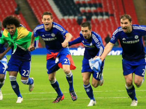 Матић се повредио на слављу, спреман за ПСЖ