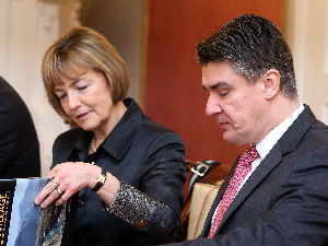 Хрватска, неће се уводити визе за грађане Србије