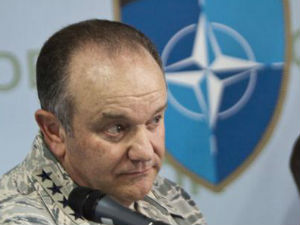 Генерал НАТО-a саботира Меркелову?