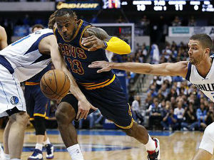 Нови рекорд Џејмса, Пирова победа Лејкерсa