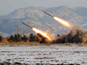 Северна Кореја испалила седам ракета у море