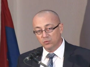 Ракић: Обуставити приватизације у Косовској Митровици