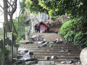 Седам туриста погинуло у одрону у Кини 