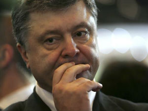 Порошенко потписао Закон о посебном статусу Донбаса