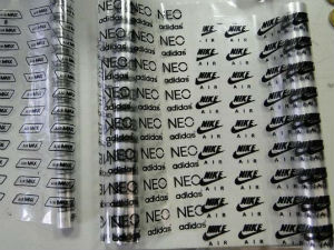 Откривене налепнице за кривотворење патика