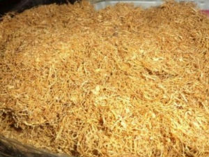 Заплењено скоро пола тоне резаног дувана