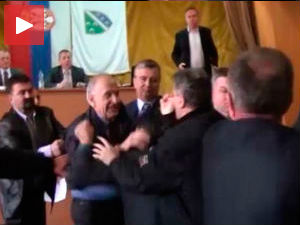 Туча у Скупштини општине Пријепоље