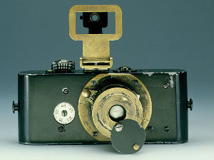 Сто година „лајке“, мале револуције у фотографији