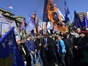 Министри осудили поруке мржње са скупа СРС-а