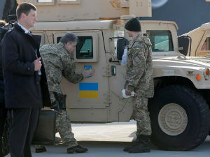 Порошенко дочекао "хамере"