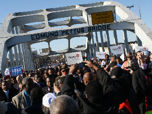 САД, сећање на "Крваву недељу"