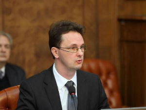 Вербић: Матура по плану, оцене ће бити закључене