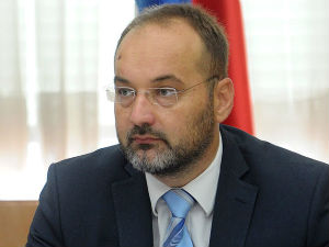 Јанковић за једнака права деце на петовалентну вакцину