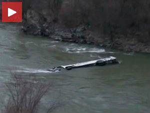 Аутобус слетео у Лим, потрага за возачем