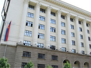 Новинар листа "Данас" тужио Владу