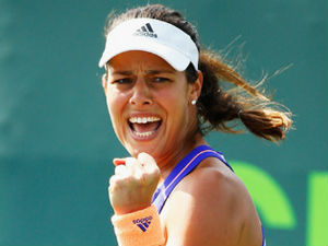 Ана прошла даље